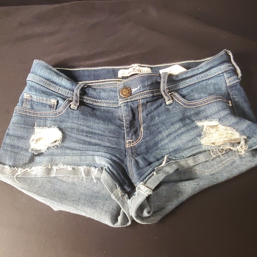 Hollister shorts size 1